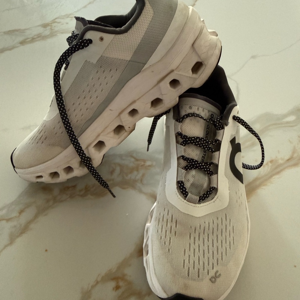 On Running Women's Cloud Athletic Shoes in Light Gray/White